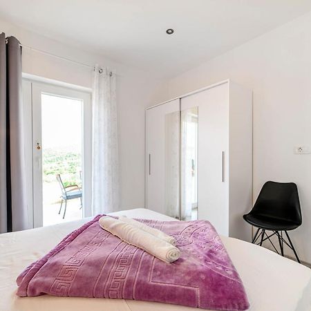 Apartment Jelic Шибеник Экстерьер фото